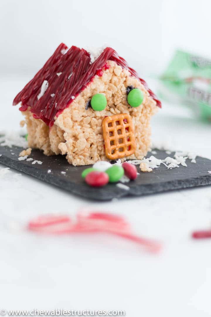 https://www.chewablestructures.com/wp-content/uploads/2018/12/Christmas-Rice-Krispie-Treats_House_Chewable-Structures.jpg