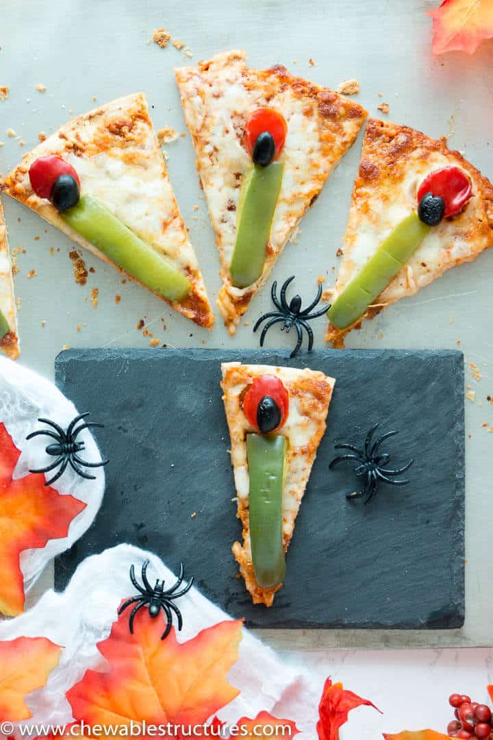 Ultimate 4-Ingredient Halloween Pizza – Chewable Structures